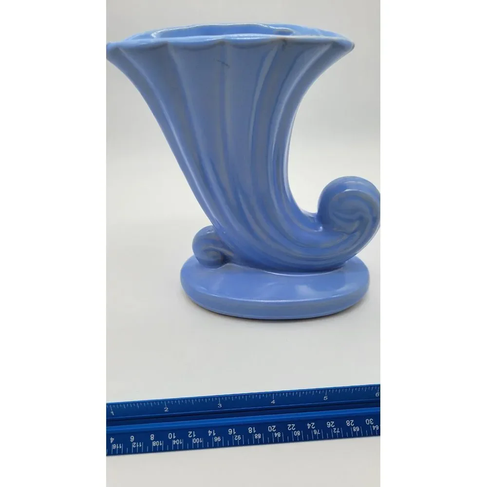 Vintage Blue USA Shawnee Pottery Cornucopia /‎ Vase Planter